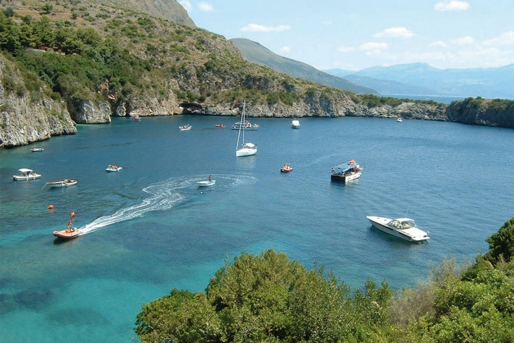 Villaggio Black Marlin